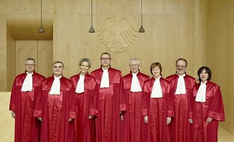 A német Alkotmánybíróságot elárasztják a sürgősségi indítványok