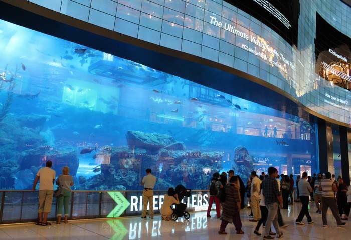 Dubaj - Dubai Mall, a világ legnagyobb bevásárlóközpontja