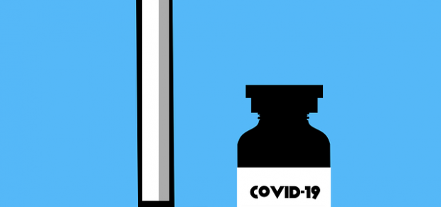 Munkavégzés a COVID elleni védőoltás megtagadása miatti fizetés nélküli szabadság ideje alatt