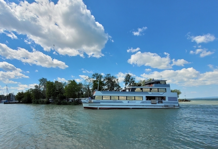 Balaton, belföldi turizmus, nyári utazás 2024, balatoni hajózás, Bahart